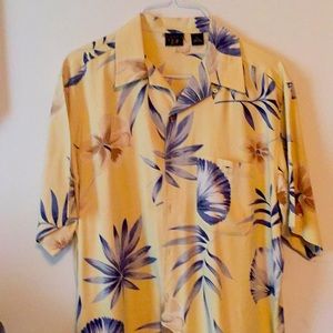 Men’s floral shirt